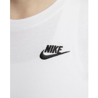 Футболка женская Nike Sportswear