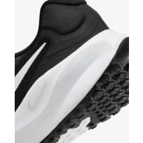 Кроссовки мужские Nike Revolution 7