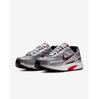 Кроссовки Nike Initiator