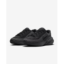 Nike Uplift SC