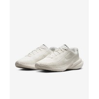Nike Uplift SC