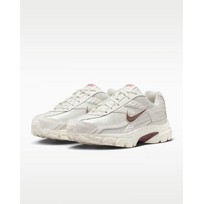 Nike Initiator