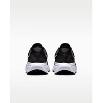 Nike Revolution 8