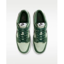 Nike Dunk Low Retro SE