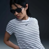Nike Sportswear Chill Knit
