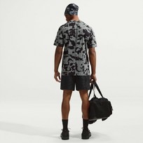 Nike Hyverse Men's Dri-FIT UV Training T-Shirt