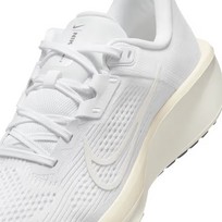 Nike Quest 6