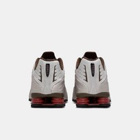Nike Shox R4