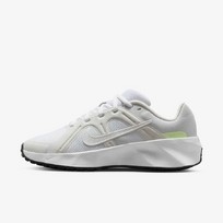 Nike Metro Tek