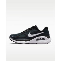 Nike Structure Plus